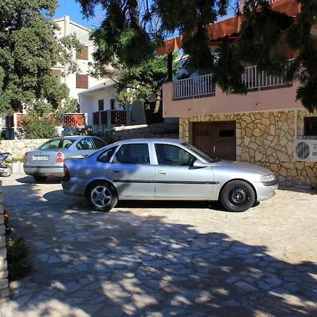 Mandre 3557b דירה